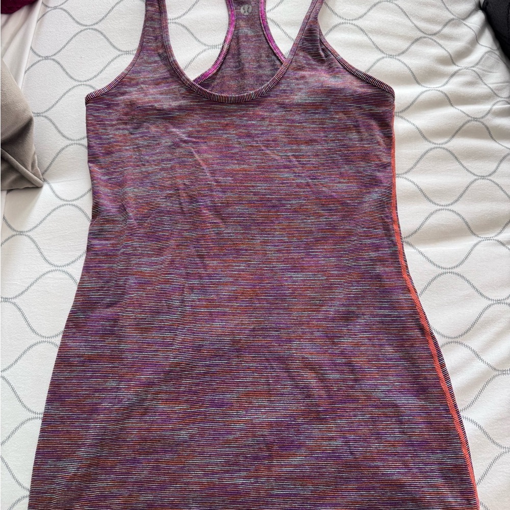Lululemon Women’s‎ Racerback Space Die Camo Rosewood Fireside Red, Size 4/6